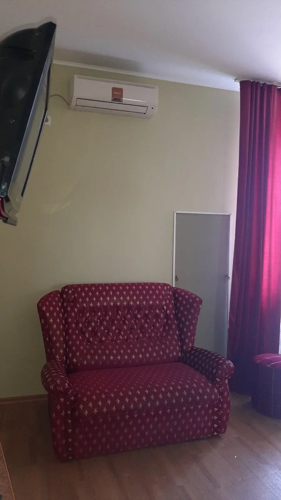 Lotos accommodation detail